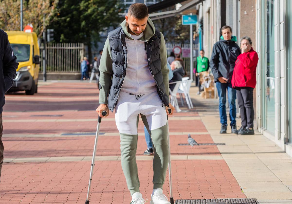 Deportivo Alavés Sedlar tiene roto el ligamento cruzado de la rodilla